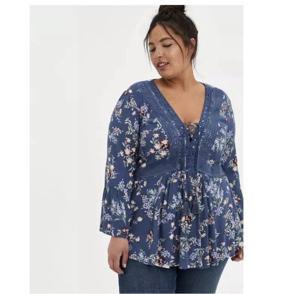 Torrid Blue Floral Babydoll Gauze Crochet Trim Lace Up Boho Tassels‎ Top Size 1X